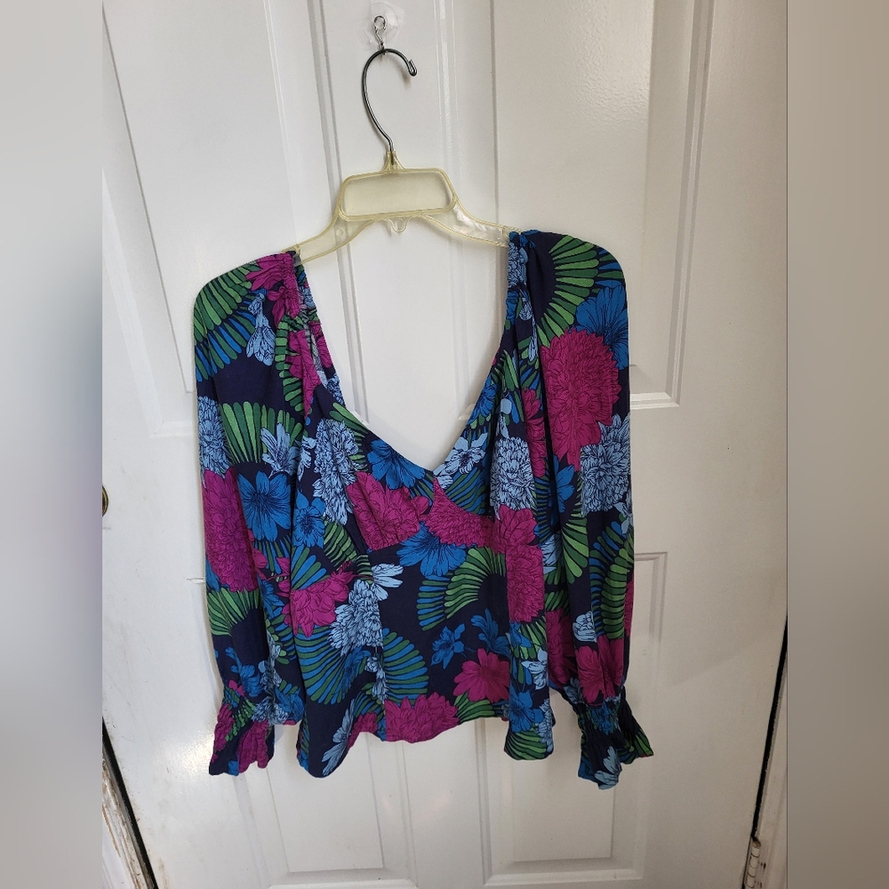 Sofia Vergara Colorful Floral Feminine Blouse Womens L Ruched